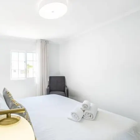 Maria - Complex With Tennis Court And Restaurant,pool