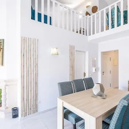 Maria - Complex With Tennis Court And Restaurant,pool Albufeira