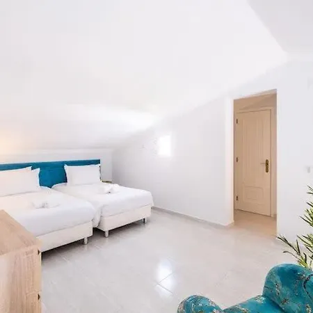 Maria - Complex With Tennis Court And Restaurant,pool Holiday home